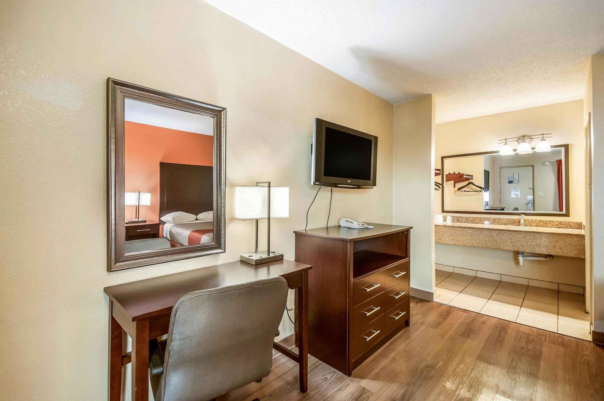Motel 6-Washington, Dc - Convention Center Exterior photo