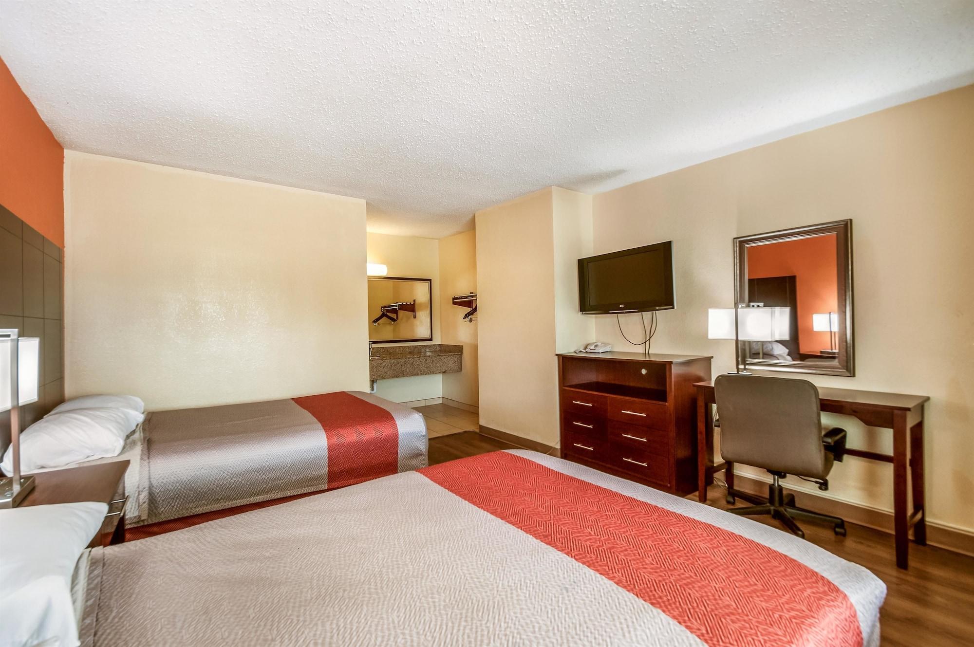 Motel 6-Washington, Dc - Convention Center Exterior photo